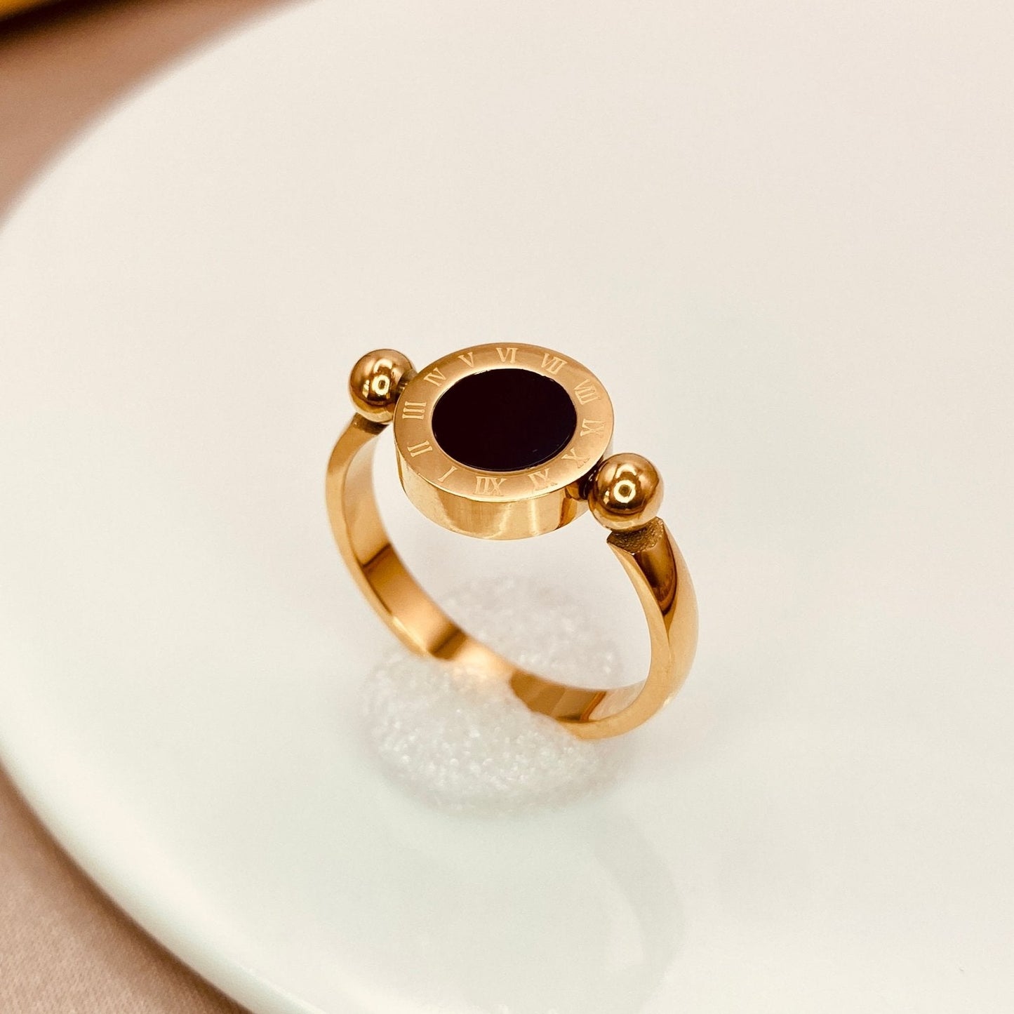 Caesaris Set - Luzy JewelryRing, necklaceLuzy JewelryCaesaris Set - Luzy JewelryRing, necklaceLuzy JewelryCaesaris Set18kblack onyxmatch3618kblack onyxmatch3