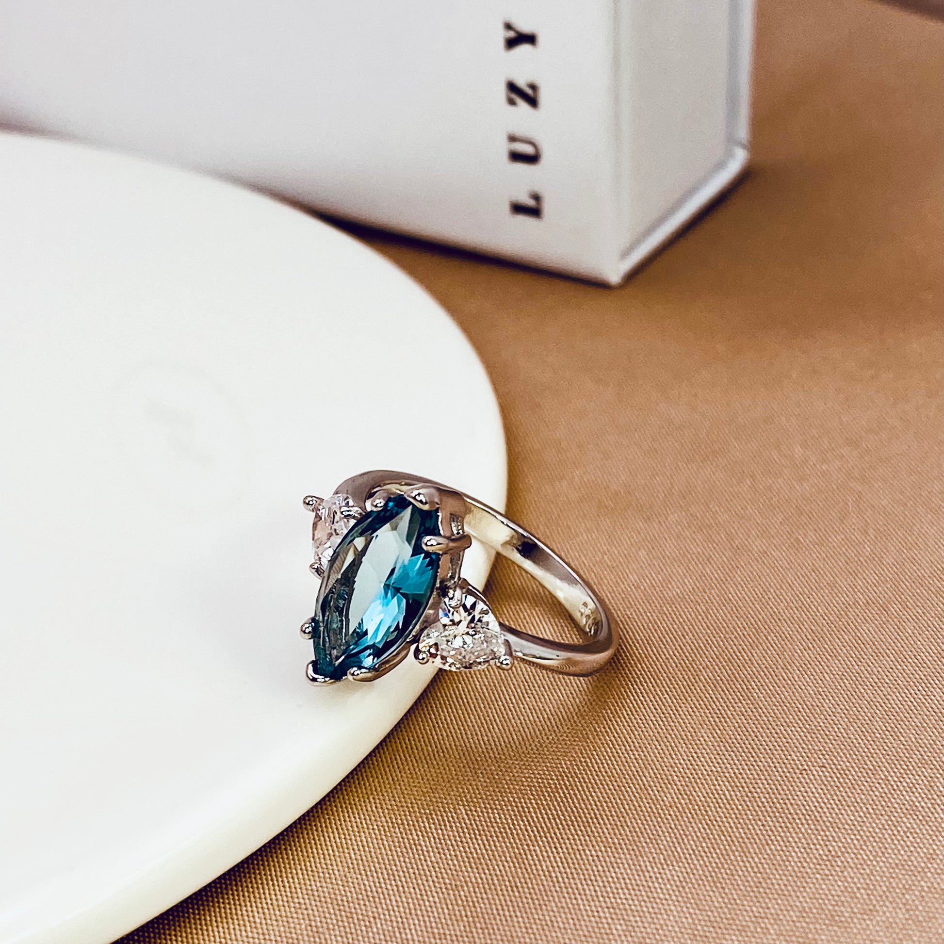 Sterling_silver_925_stamped_ring_with_cubic_zirconia