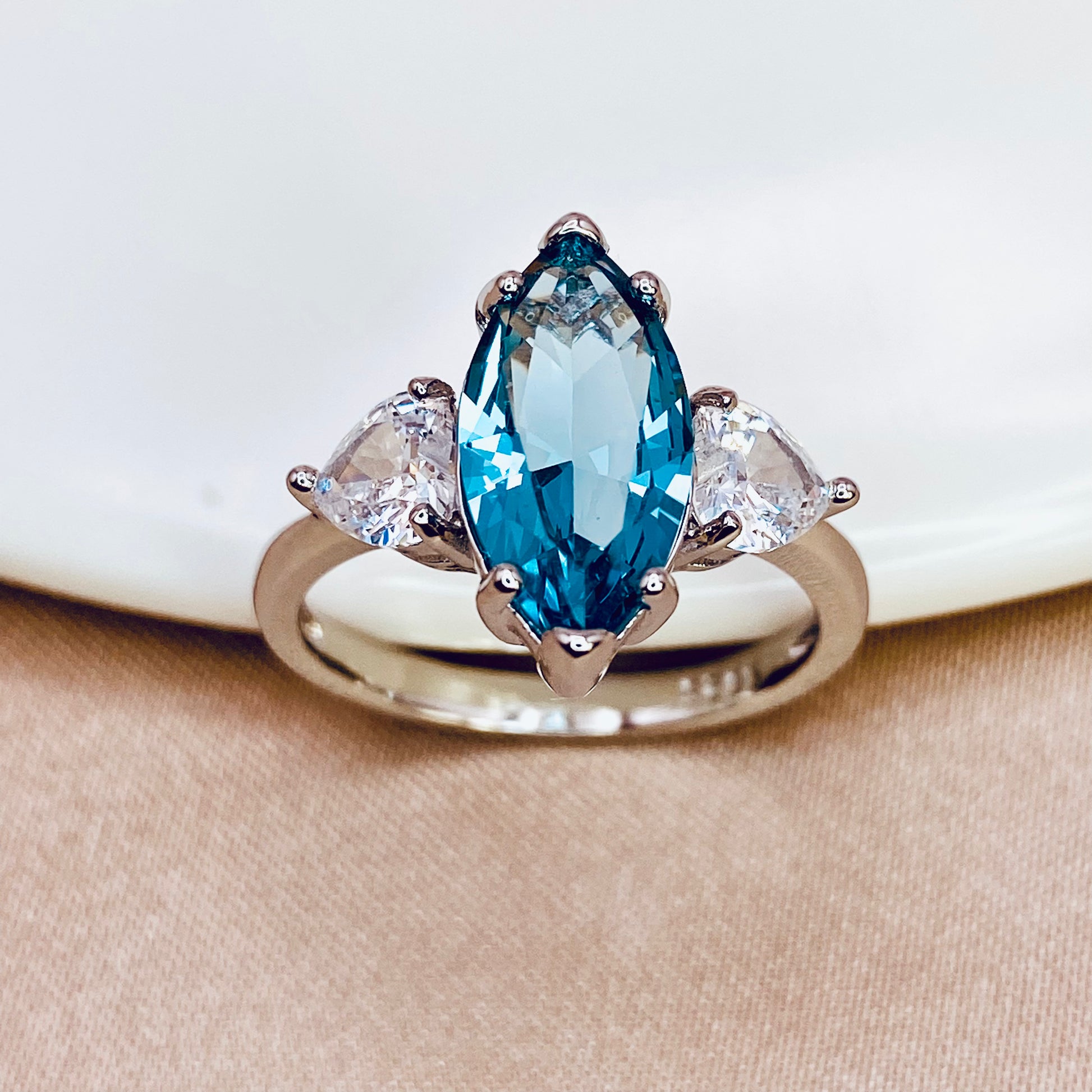 Sterling_silver_925_stamped_ring_with_cubic_zirconia