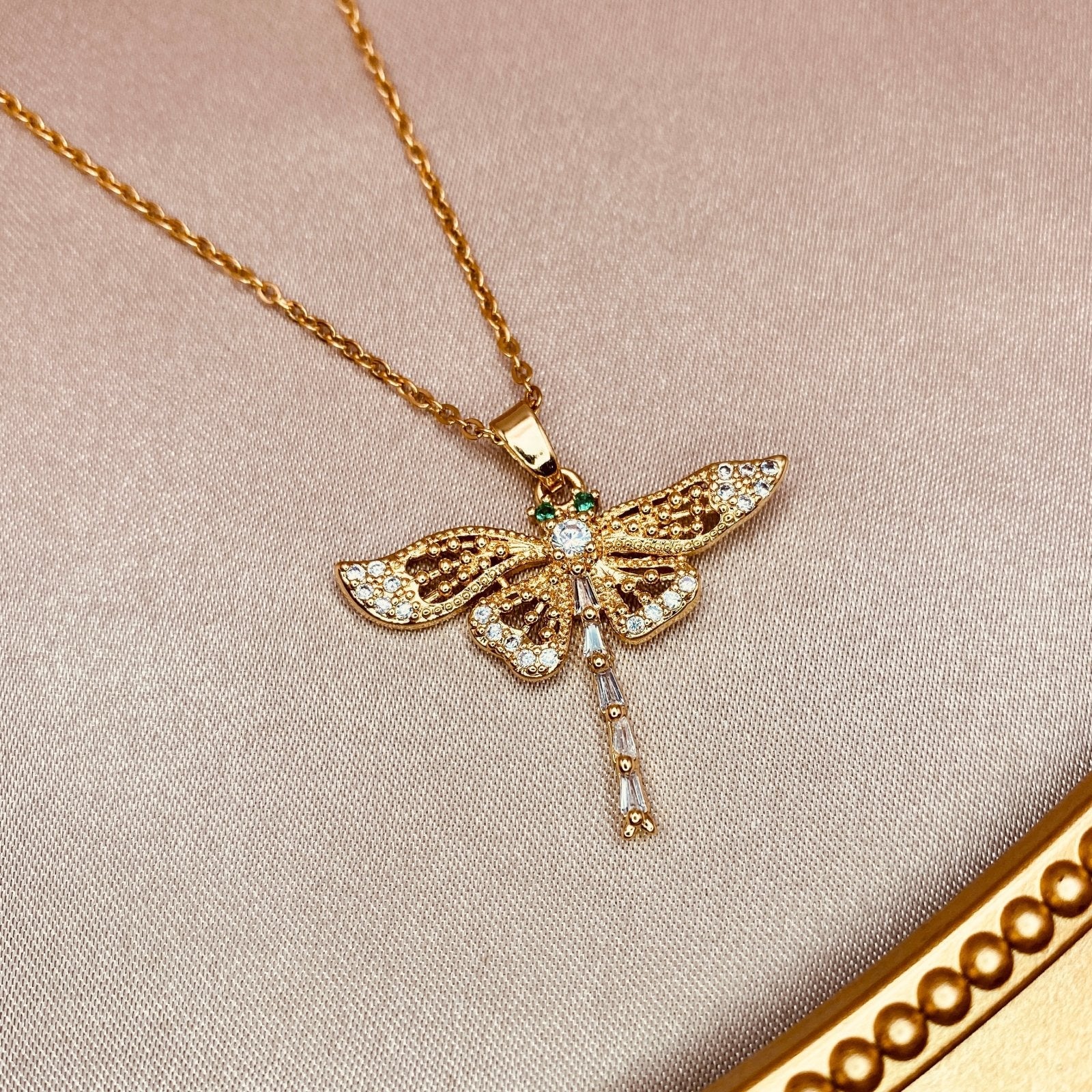 Dragonfly Necklace - Luzy JewelryNecklaceLuzy JewelryDragonfly Necklace - Luzy JewelryNecklaceLuzy JewelryDragonfly Necklace18kcubic zirconianecklace118kcubic zirconianecklace2