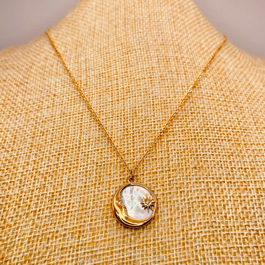 Moon and Star Necklace - Luzy JewelryNecklaceLuzy JewelryMoon and Star Necklace - Luzy JewelryNecklaceLuzy JewelryMoon and Star Necklace18kcubic zirconiamedallion218kcubic zirconiamedallion2