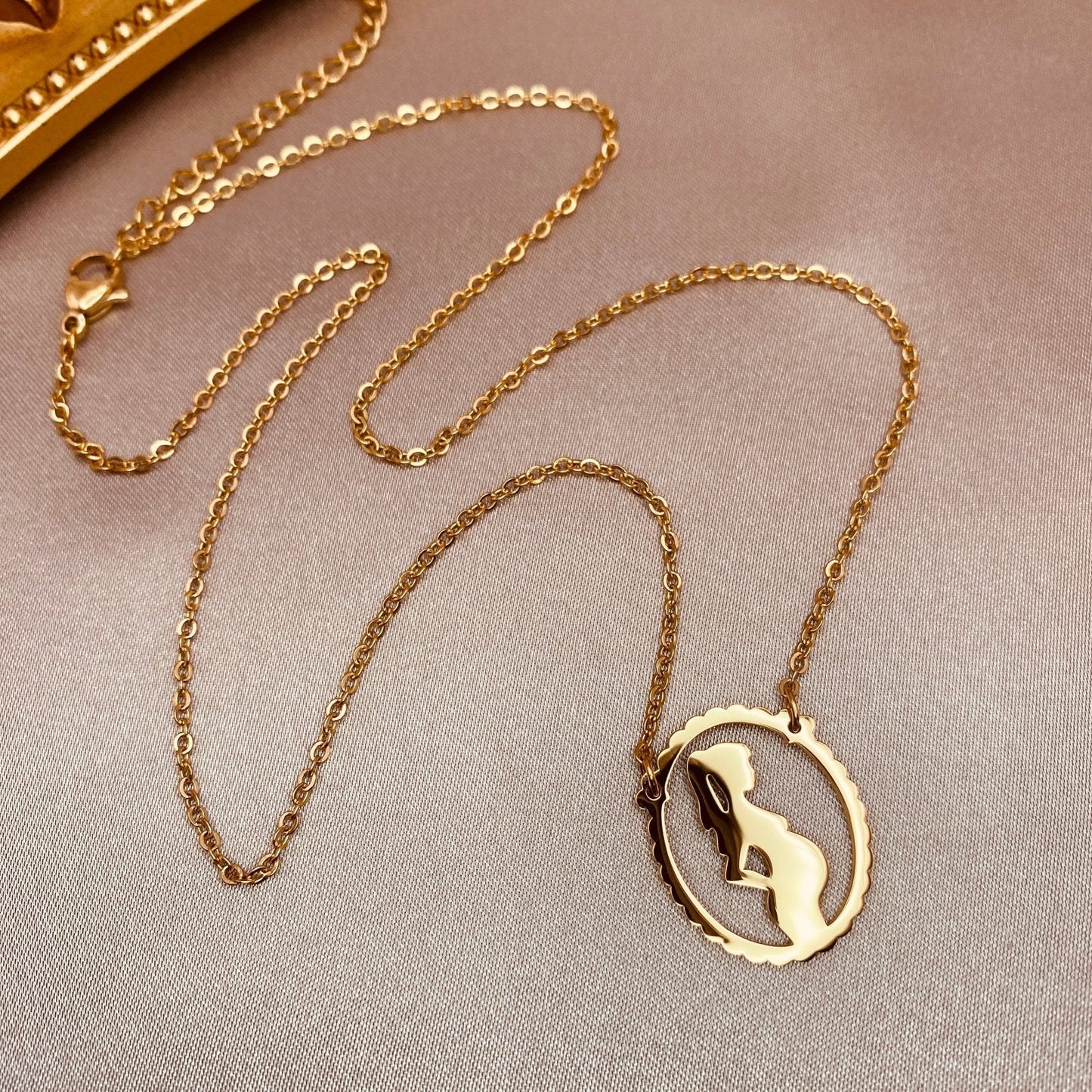 Motherhood Necklace - Luzy JewelryNecklacesLuzy JewelryMotherhood Necklace - Luzy JewelryNecklacesLuzy JewelryMotherhood Necklace18kmomnecklace118knecklacenew2
