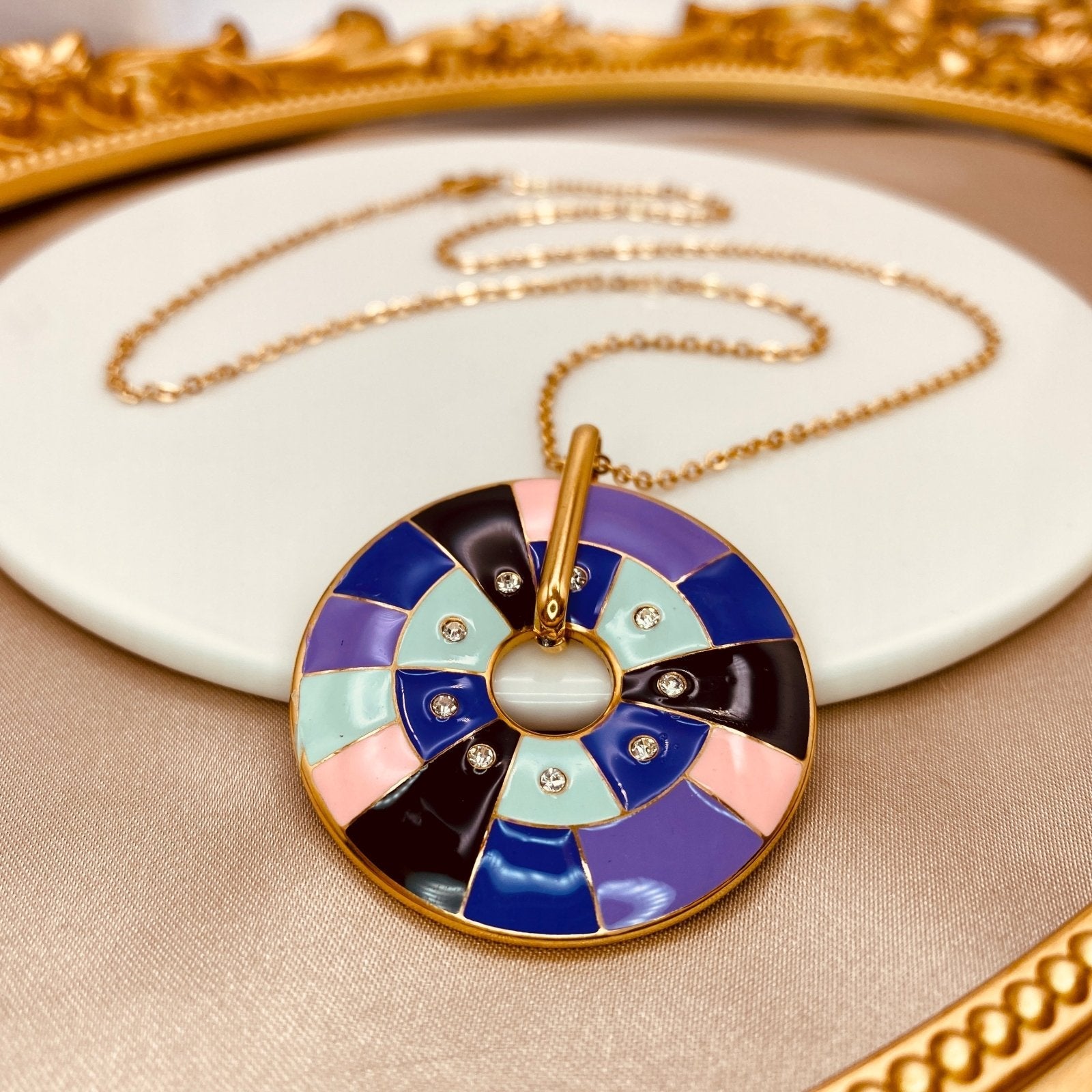 Palette Necklace - Luzy JewelryNecklacesLuzy JewelryPalette Necklace - Luzy JewelryNecklacesLuzy Jewelrymedallion_necklace_18k_colorful_with_matching_earrings_set18kmedallionnecklace118kmedallionnecklace2