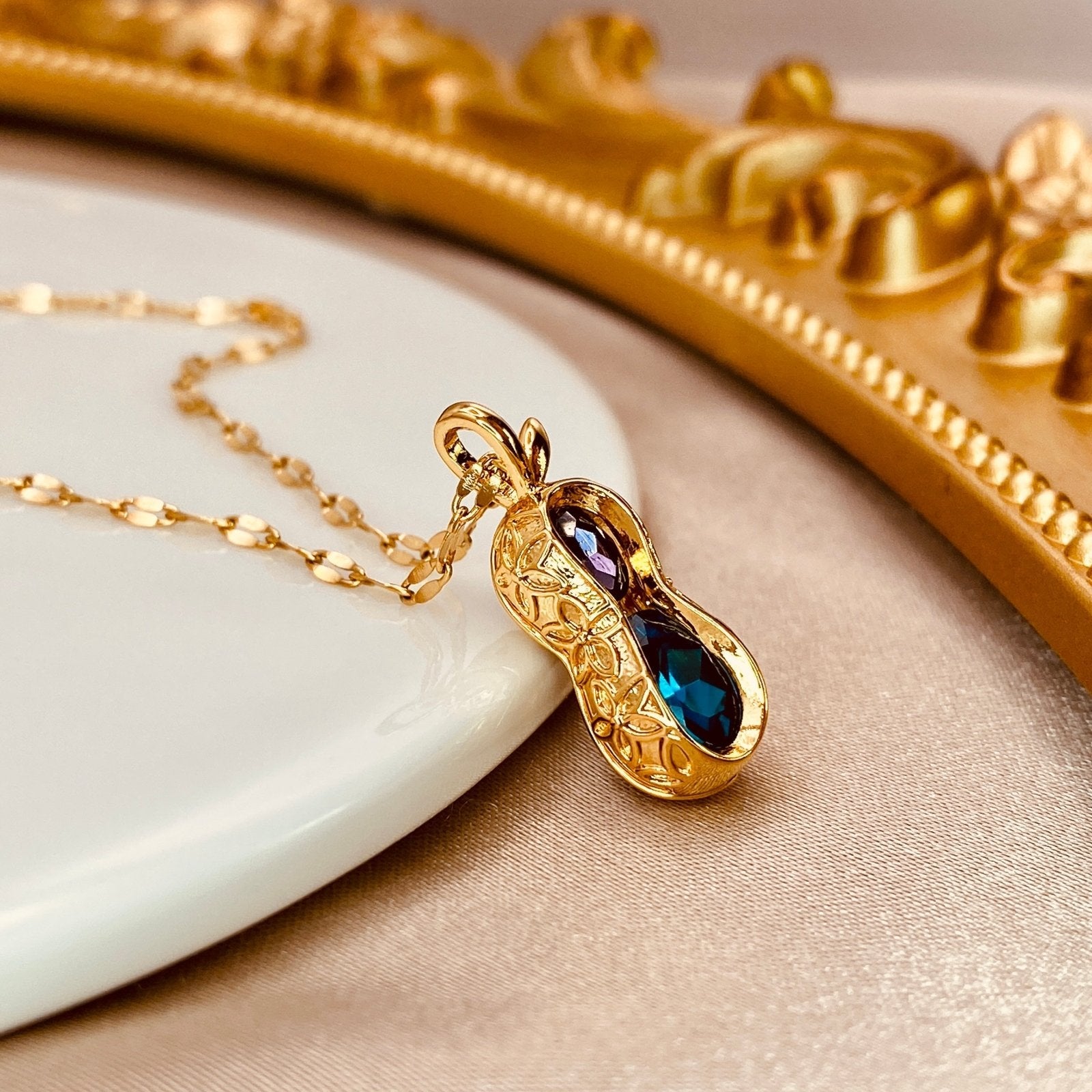 Peanut Necklace - Luzy JewelryNecklaceLuzy JewelryPeanut Necklace - Luzy JewelryNecklaceLuzy JewelryPeanut Necklace18kcubic zirconiafine jewelry118kcubic zirconiafine jewelry2